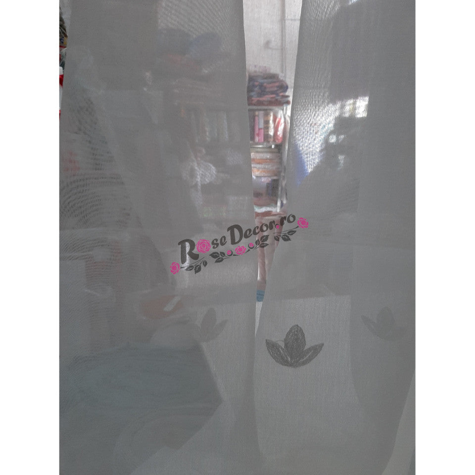 Perdea din In Broderie 01